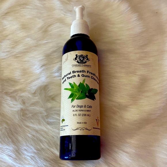 Teeth and gum cleaner for dogs and cats - Picture 1 of 4